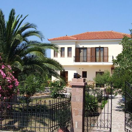 Nadia Apartments Molyvos Bagian luar foto