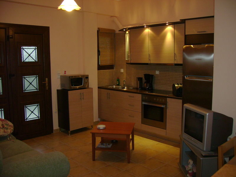 Nadia Apartments Molyvos Bagian luar foto